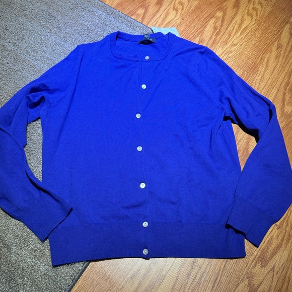 Women’s Lands End Sweater size wool/blend blue Medium Petite bx15 - Picture 1 of 3